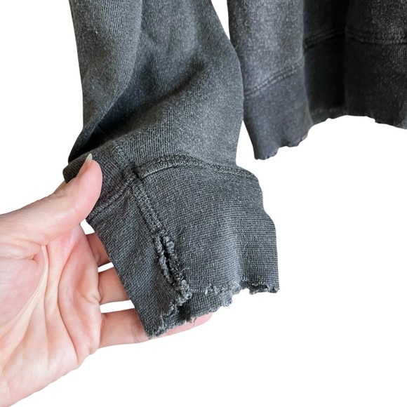 THE GREAT The College Sweatshirt Bear Graphic Distressed Charcoal Size 2 Medium - Picture 9 of 15